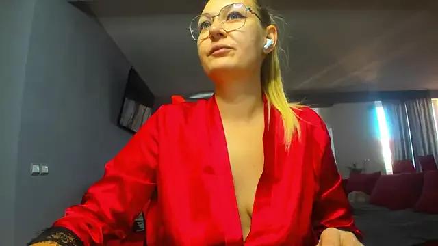 Entertain your itch for girls livestreamers with our collection of stunning models, skilled in the art of temptation and delight.