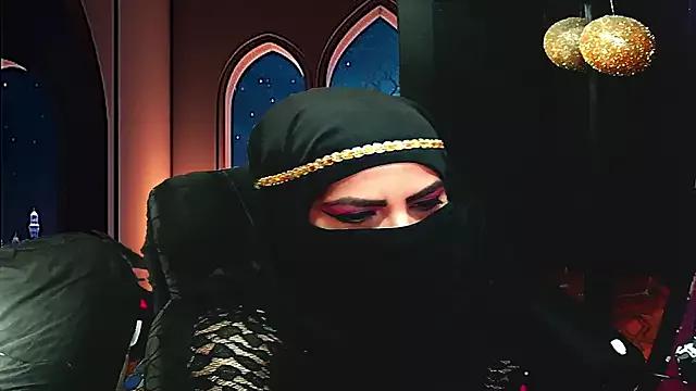SultanaLayla from StripChat is Freechat
