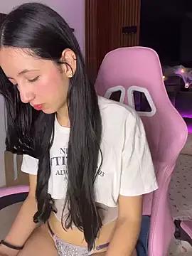 summer_rouge from StripChat is Freechat