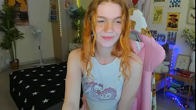 Sunny_Elly from StripChat is Freechat