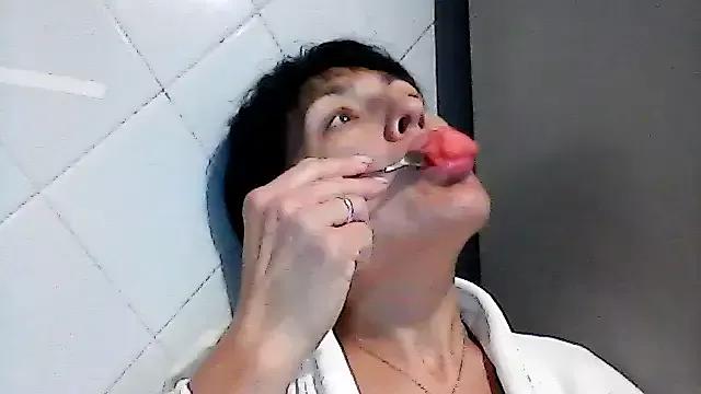 SunnyAmorre from StripChat