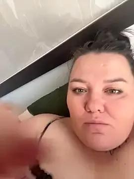 SunnyLeila2101 from StripChat is Freechat