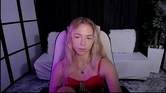 Susan_Mimi from StripChat is Freechat