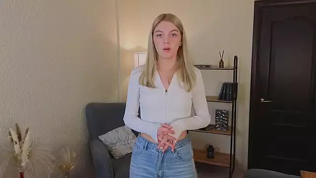 Entertain your itch for girls livestreamers with our collection of stunning models, skilled in the art of temptation and delight.