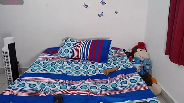 susana2523 from StripChat