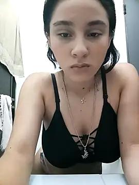 susana2523 from StripChat