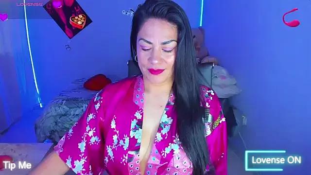 Entertain your itch for girls livestreamers with our collection of stunning models, skilled in the art of temptation and delight.
