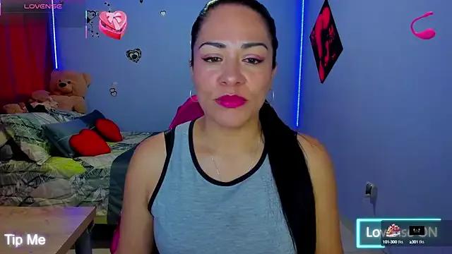 susanxramires from StripChat is Freechat