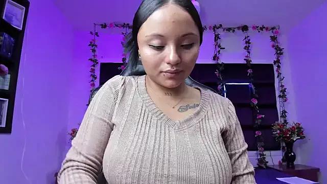 sweelanna__ from StripChat