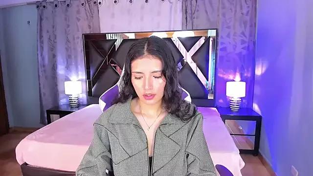 Entertain your itch for girls livestreamers with our collection of stunning models, skilled in the art of temptation and delight.
