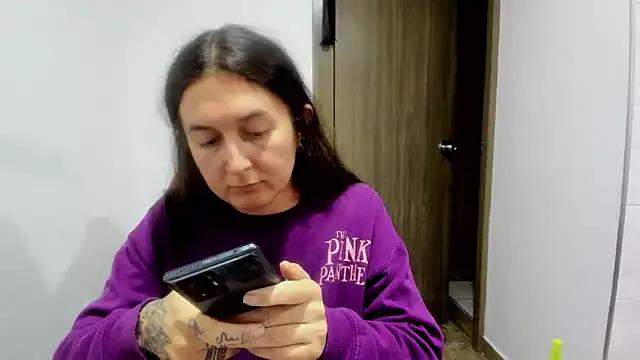 Sweet-Suck69 from StripChat