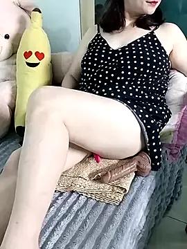 Entertain your itch for girls livestreamers with our collection of stunning models, skilled in the art of temptation and delight.