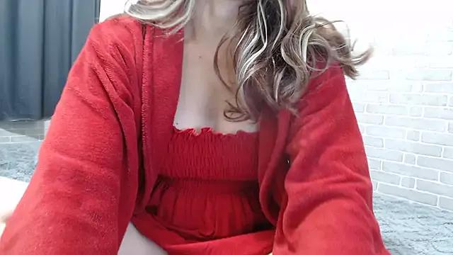 Entertain your itch for girls livestreamers with our collection of stunning models, skilled in the art of temptation and delight.