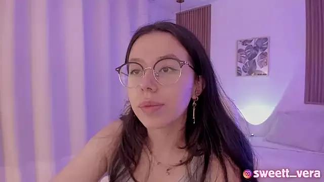 sweet_vera from StripChat is Freechat