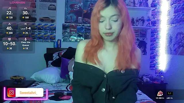 Entertain your itch for girls livestreamers with our collection of stunning models, skilled in the art of temptation and delight.