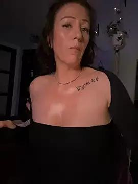 SweetandSluttyMilf from StripChat is Freechat