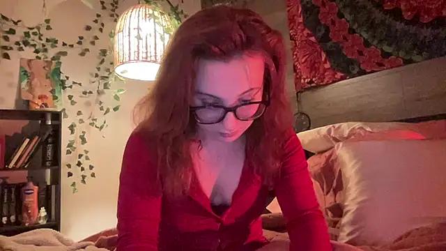 Entertain your itch for girls livestreamers with our collection of stunning models, skilled in the art of temptation and delight.