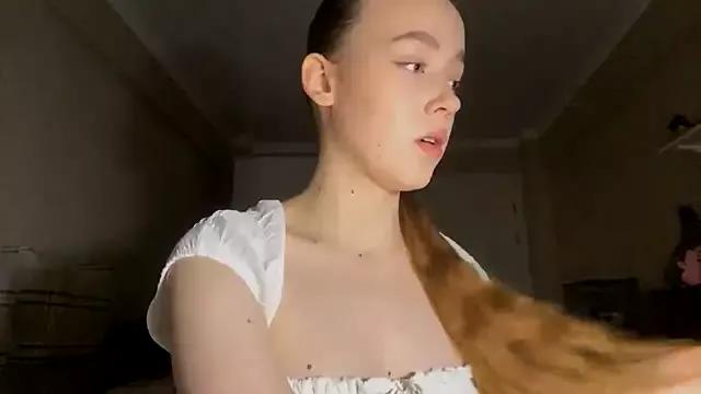 SweetButEvil from StripChat is Freechat