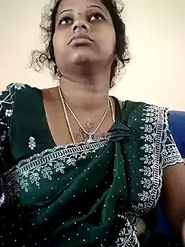 sweetqueen143 from StripChat is Freechat