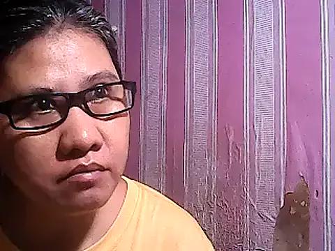 sweetsosie18 from StripChat is Freechat