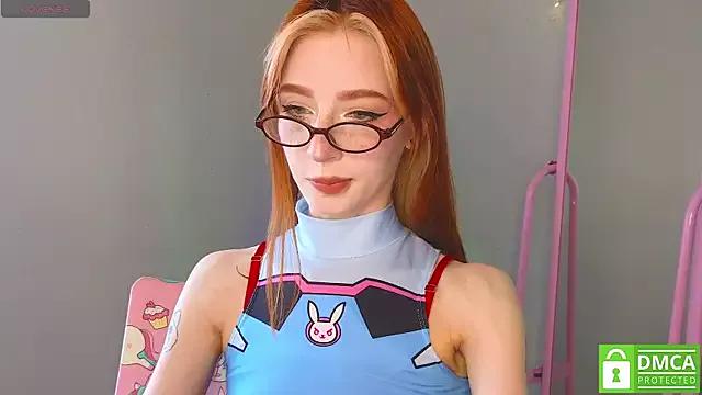 sweetuniporn from StripChat is Freechat
