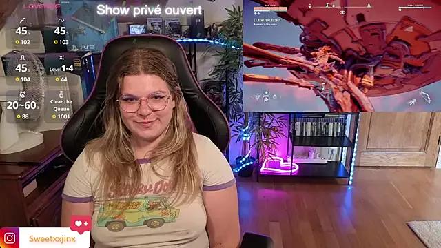 Entertain your itch for girls livestreamers with our collection of stunning models, skilled in the art of temptation and delight.