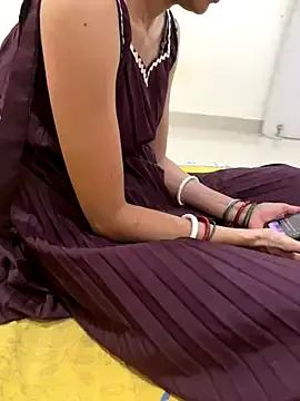 sweety-Runa from StripChat is Freechat