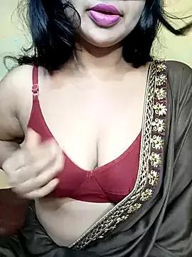 Sweety4u97 from StripChat is Freechat
