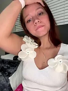 Entertain your itch for girls livestreamers with our collection of stunning models, skilled in the art of temptation and delight.