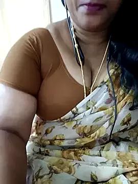 Swetyhoney from StripChat is Freechat