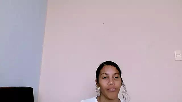 tainara_oliveira from StripChat is Freechat