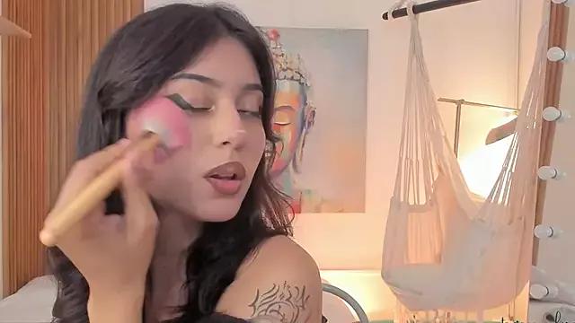 Entertain your itch for girls livestreamers with our collection of stunning models, skilled in the art of temptation and delight.