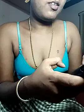 Tamil_Kavitha from StripChat is Freechat