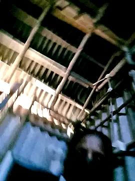 Tamilauntyhot from StripChat is Freechat