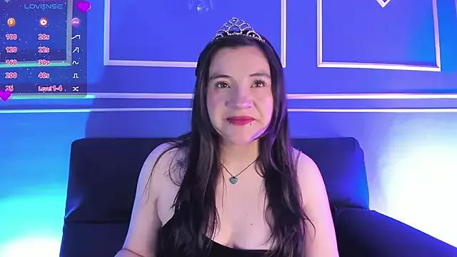 TaraTaylorr from StripChat is Freechat