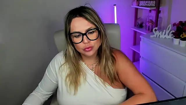 Entertain your itch for girls livestreamers with our collection of stunning models, skilled in the art of temptation and delight.