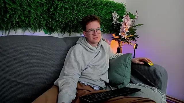 Teddy_Parker from StripChat is Freechat