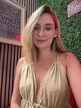 Entertain your itch for girls livestreamers with our collection of stunning models, skilled in the art of temptation and delight.