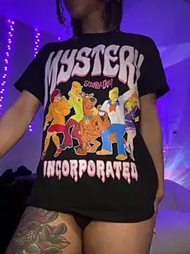 Entertain your itch for girls livestreamers with our collection of stunning models, skilled in the art of temptation and delight.