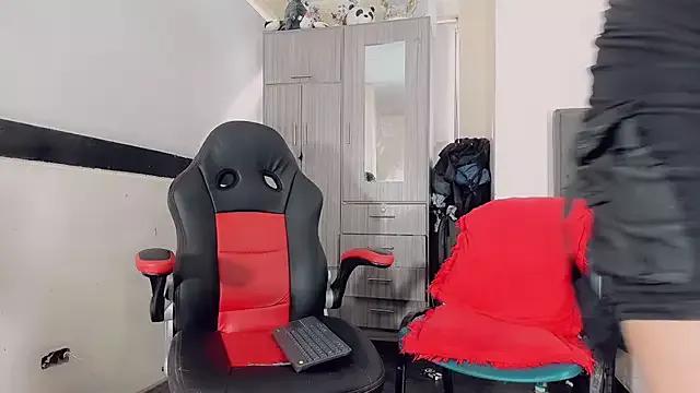 Photos of thiara_veky from StripChat is Freechat