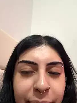 ThickerThanYoBitch from StripChat is Freechat