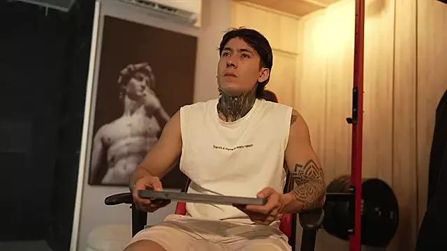 ThomassCollinss from StripChat is Freechat