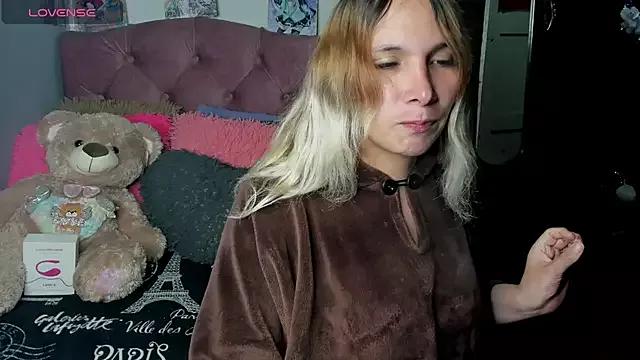 Tiffany_bunny2023 from StripChat is Freechat