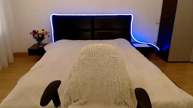 Tina_Shines from StripChat is Freechat