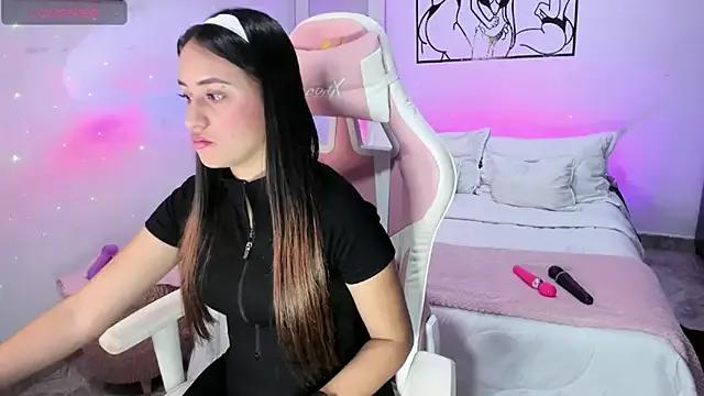 Entertain your itch for girls livestreamers with our collection of stunning models, skilled in the art of temptation and delight.