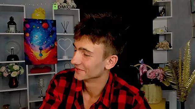 tobi_yours from StripChat is Freechat