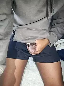 TommyXXXWolf from StripChat is Freechat