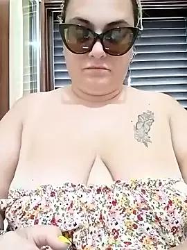 Topina8 webcams show profile image 