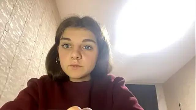 TorieStarry from StripChat is Freechat