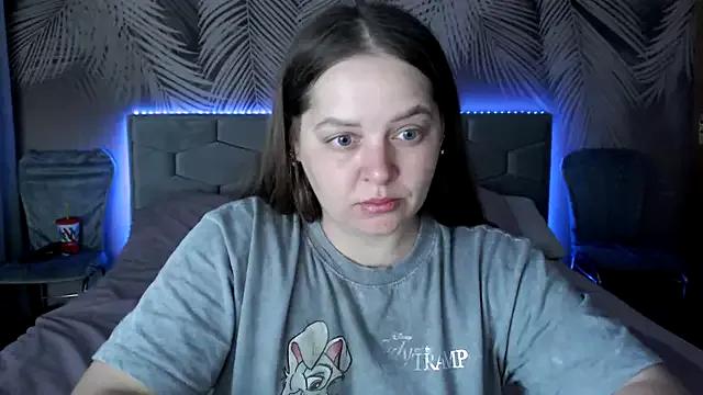 uliastar from StripChat is Freechat